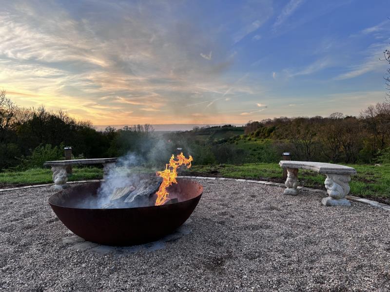 FIRE PIT