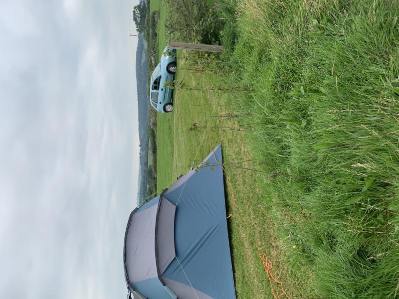 Three ehu tent pitches